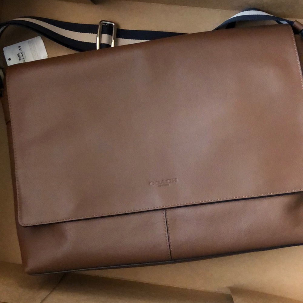 Coach Men’s Messenger (F54792)